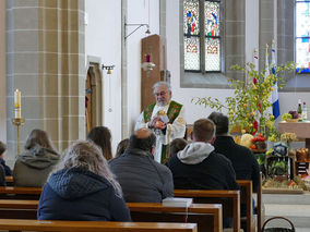 Familiengottesdienst zum Erntedankfest (© Karl-Franz Thiede)